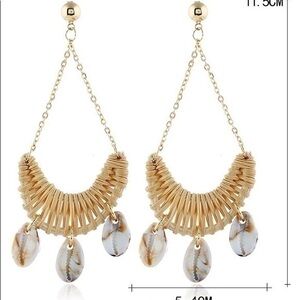 Cowrie Shell Knitted Swing Drop Earrings